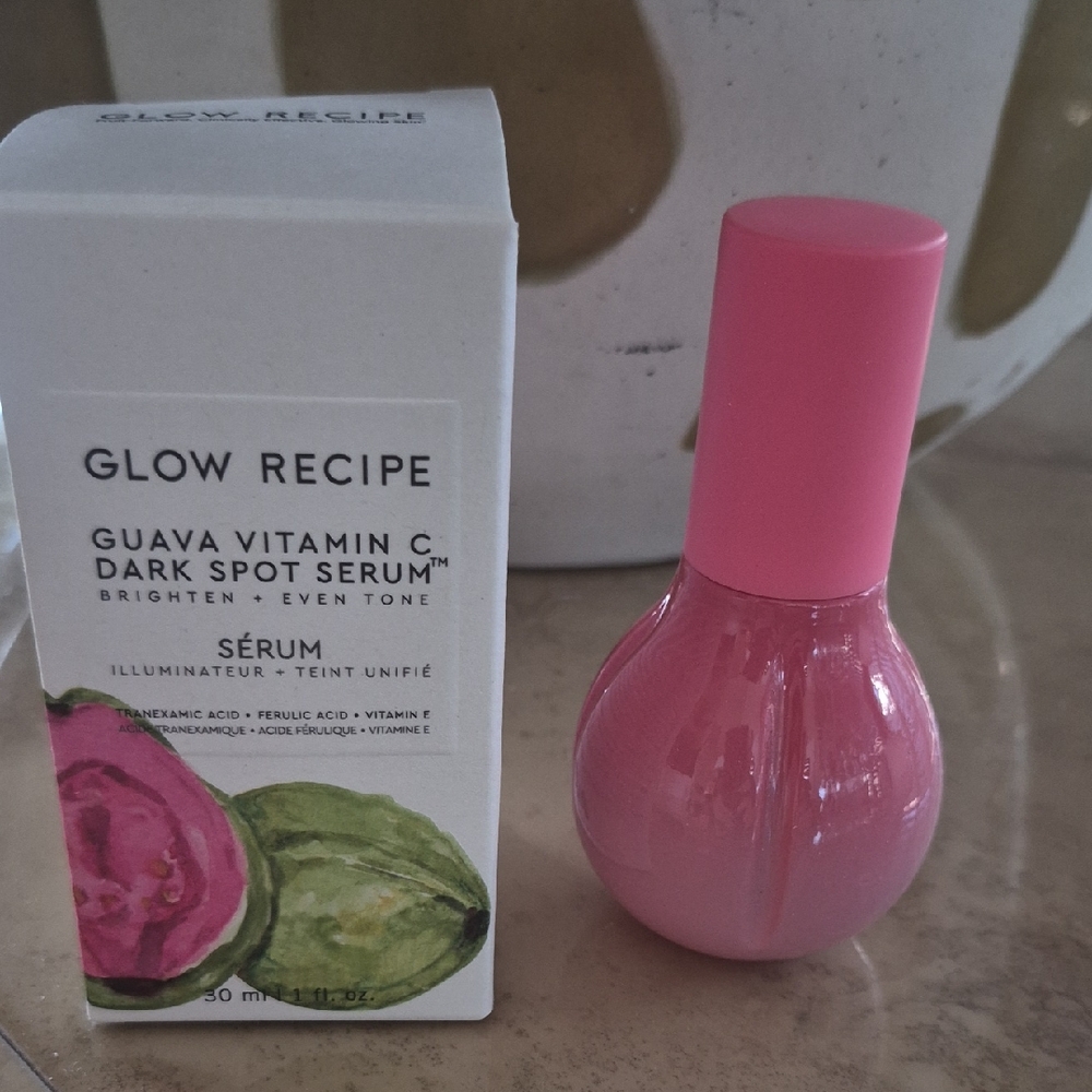 Glow Recipe Guava Vitamin C Serum - Pink Bottle